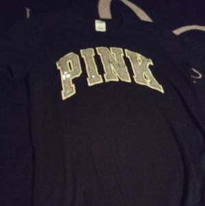 VS PINK logo black tee
